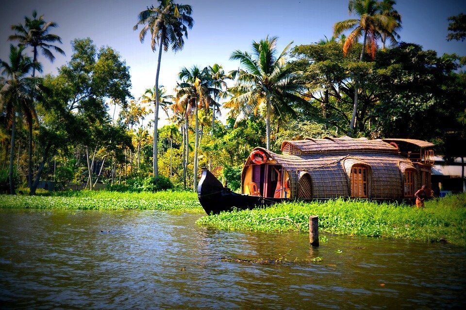 Day 4: Thekkady to Alleppey Houseboat